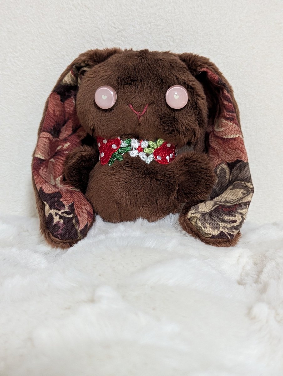 チョコモチーフうさっこちゃん爆誕🎉🎉 お迎え会は14日の21時から(*´ω