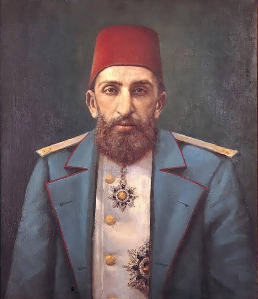 “Bizi yükselten dinimize karşı duyduğumuz büyük aşktır.”

Vefatının 108. sene-i devriyesinde Cennet mekân Sultan II. Abdülhamid Han'ı rahmet ve minnetle anıyorum.