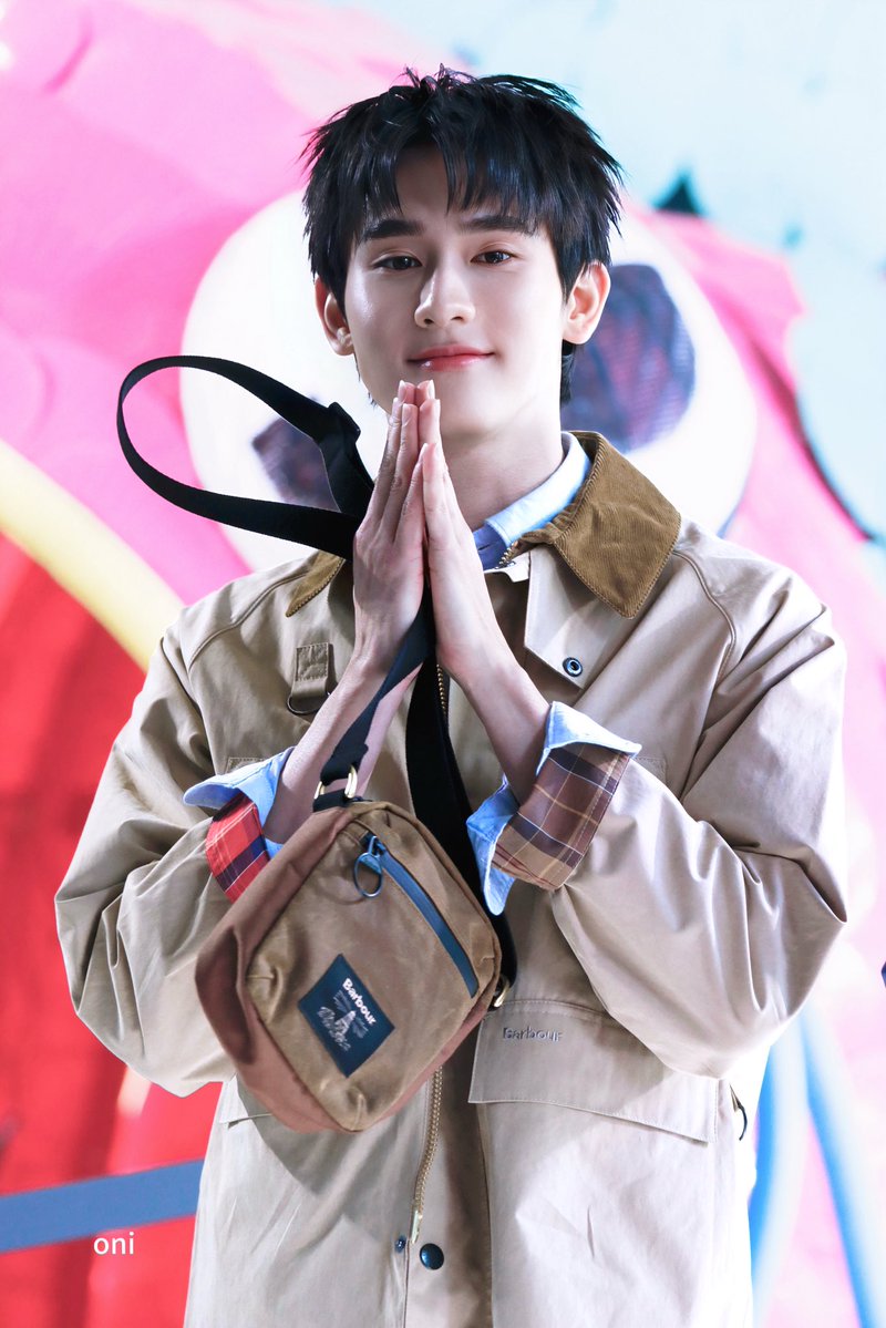 🙏

FORCEBOOK WITH BARBOUR
#Barbour #BarbourTH 
#PATLuxuryGroup