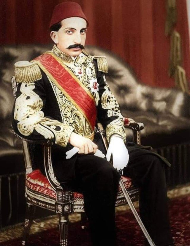Sultan Abdülhamid Han'ı vefatının sene-i devriyesinde rahmet ve minnetle anıyoruz. 🌹