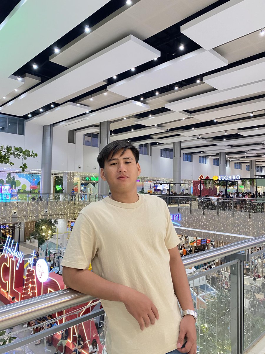 Horizon_Lawrence tweet media