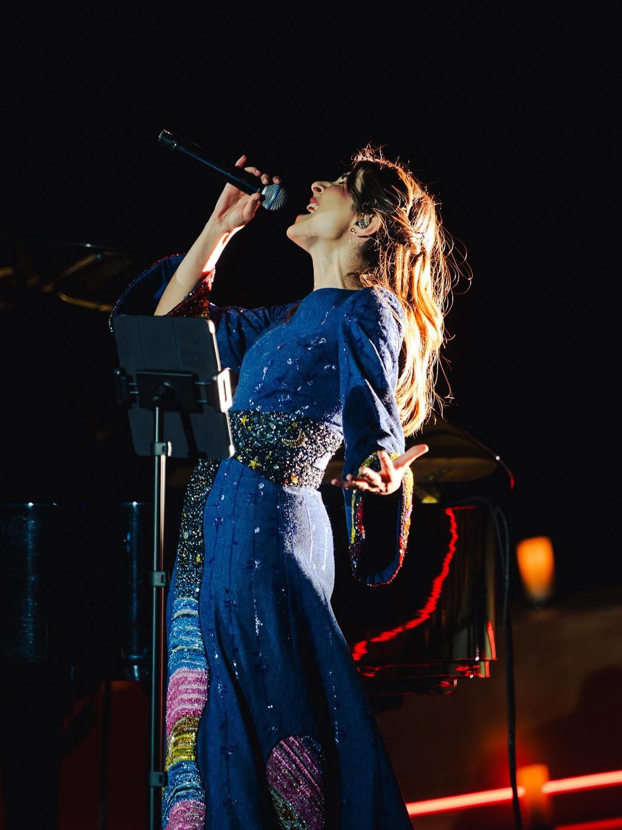 Marilyne Naaman: talento, carisma, e voce angelica del #Libano 

<a href="/marilyne_naaman/">Marilyne Naaman</a> 
<a href="/arabescmagazine/">Arabesc</a> 

#ماريلين_نعمان 
#أرابيسك
#ايطاليا 

arabesc.it/marilyne-naama…