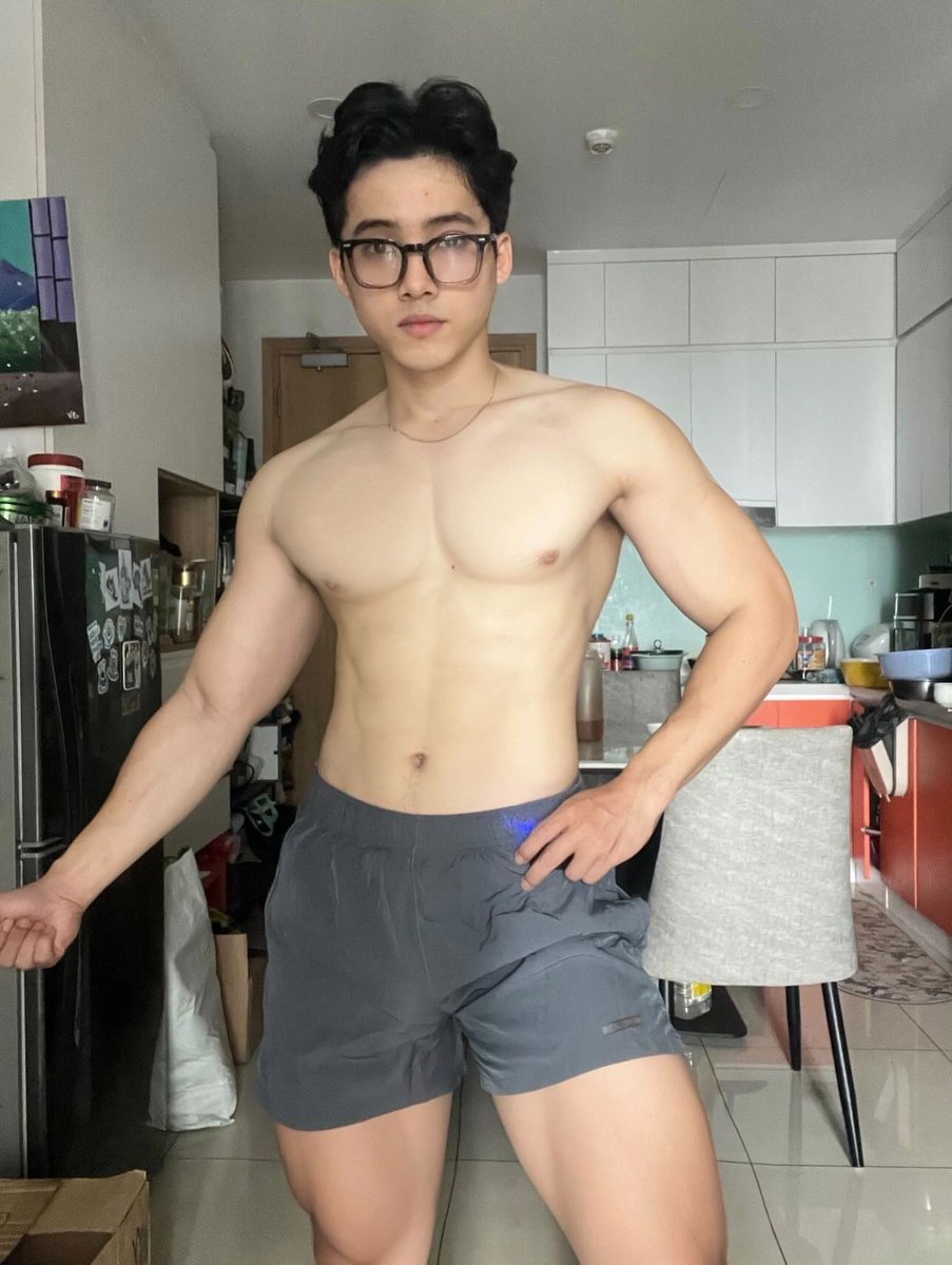 aldoinblue's tweet photo. Di rumah aja tetep bisa olahraga 😎 https://t.co/aVBzVUSvmC
