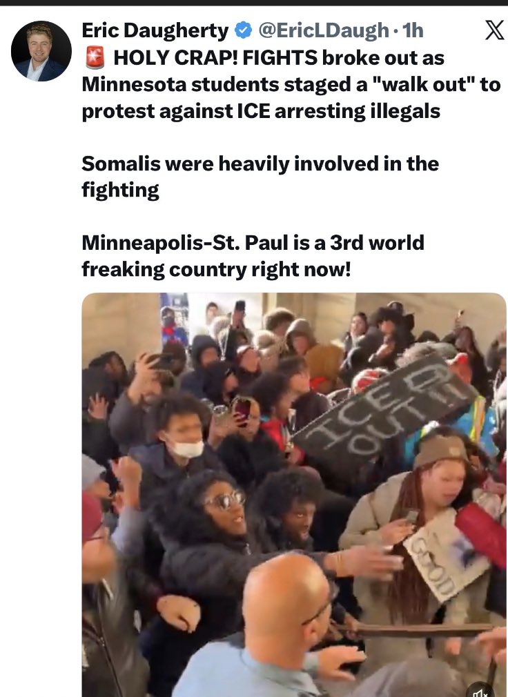 Lord~ Perry tweet media