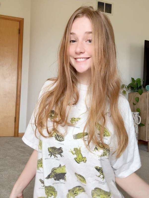 Bellapuffs tweet media