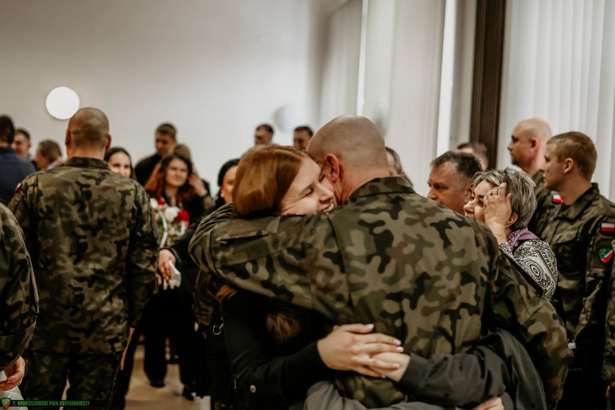 WCR_Zamosc's tweet image. Ja, żołnierz Wojska Polskiego przysięgam..." 🫡l

07.02.2026 r. w #2pr ochotnicy I turnusu #DZSW złożyli przysięgę wojskową.

#PrzysięgaWojskowa to najważniejszy dzień w życiu każdego żołnierza #WojskoPolskie🇵🇱.

Wszystkim świeżo upieczonym żołnierzom życzymy sukcesów i rozwoju.