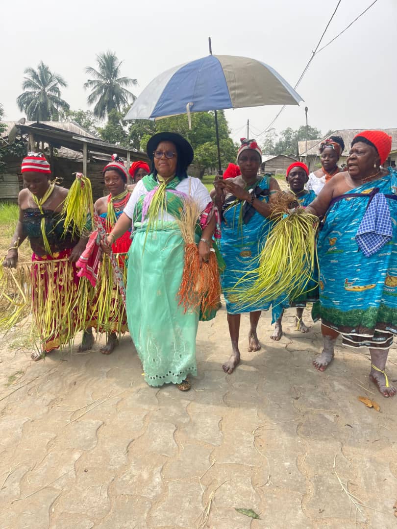 Reach Out Cameroon tweet media