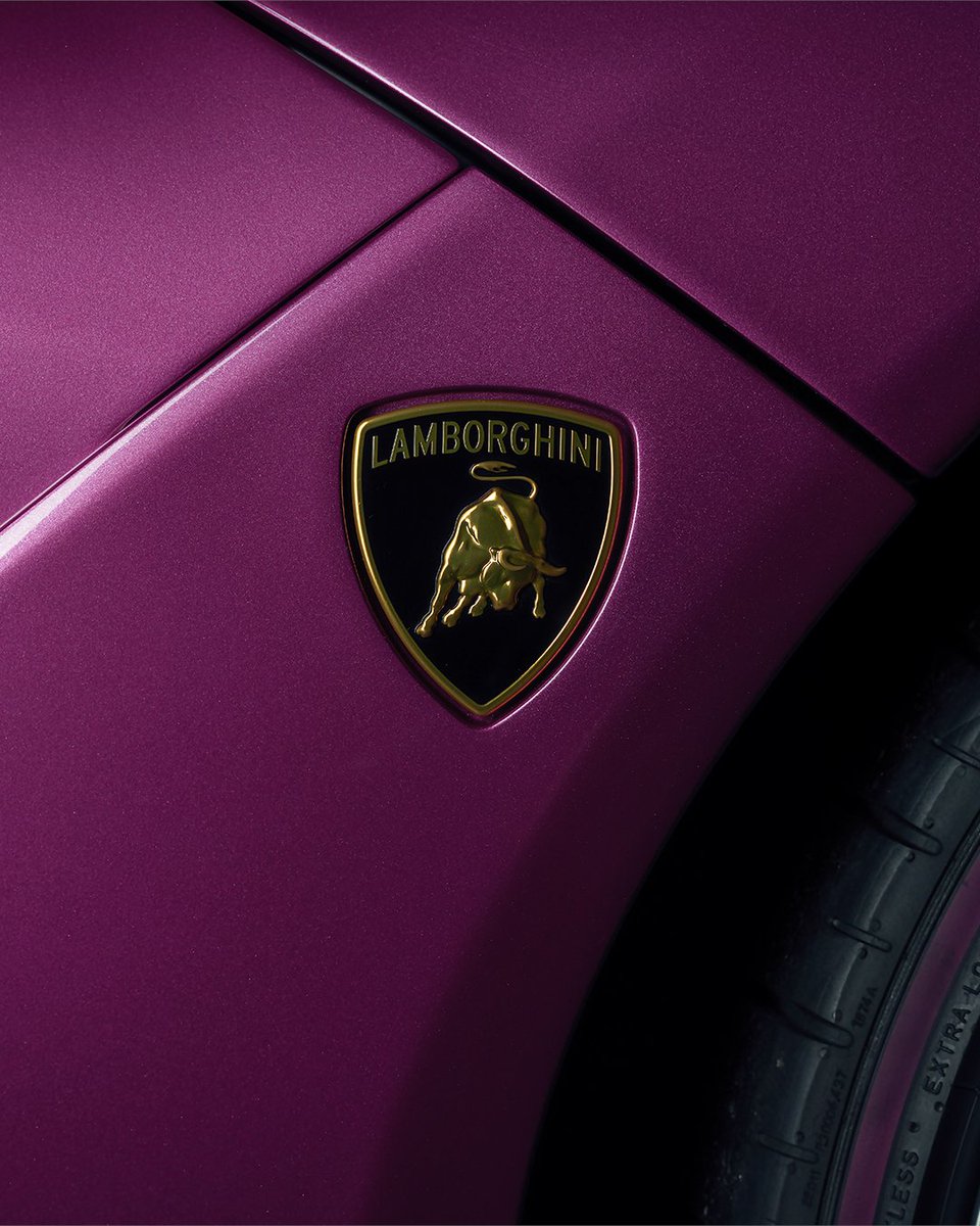 Lamborghini, sadece 40 adet üretilen Centenario'yu paylaştı: