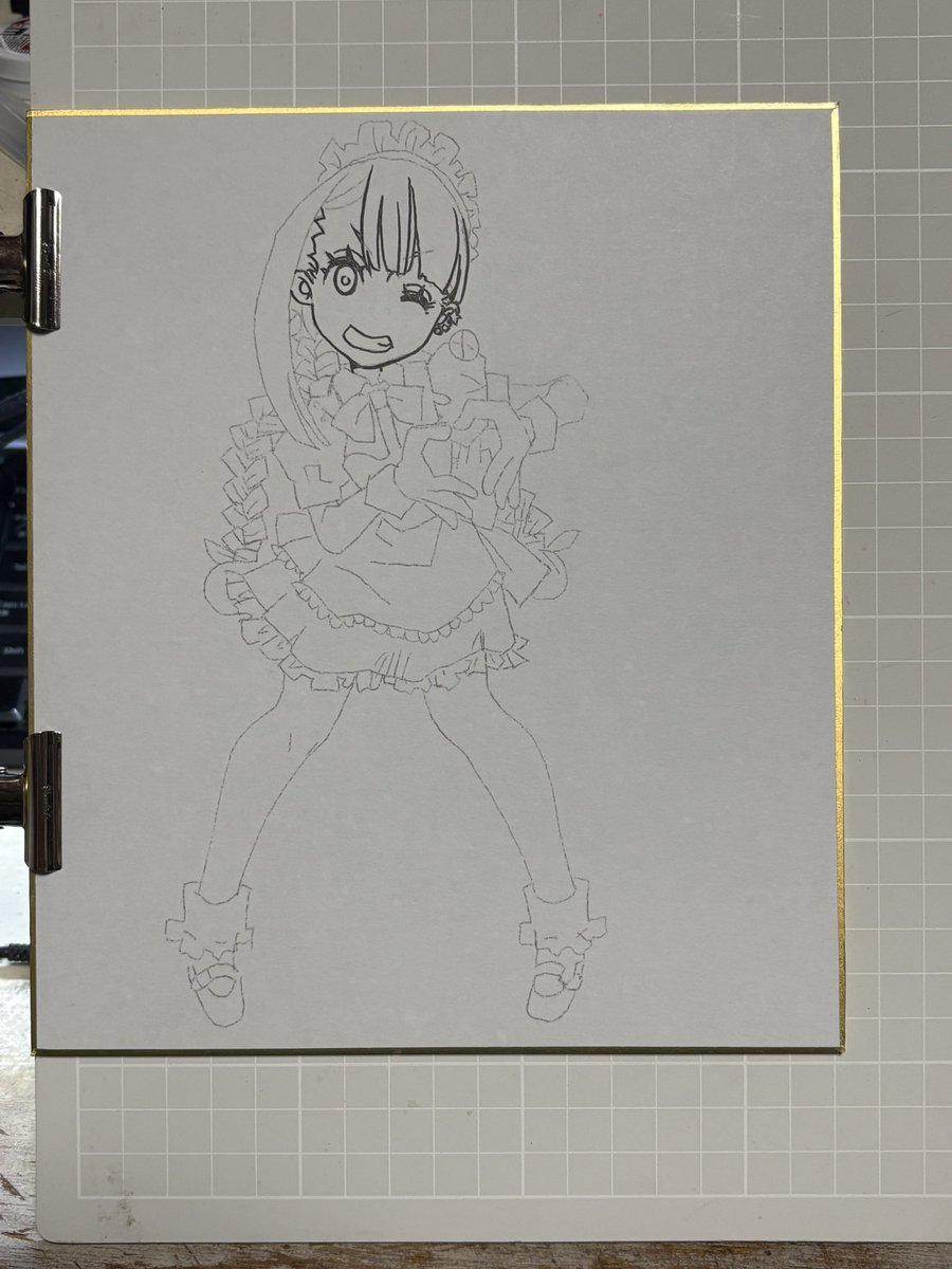 色紙を描いている｡線が多くてちょっと辛い｡