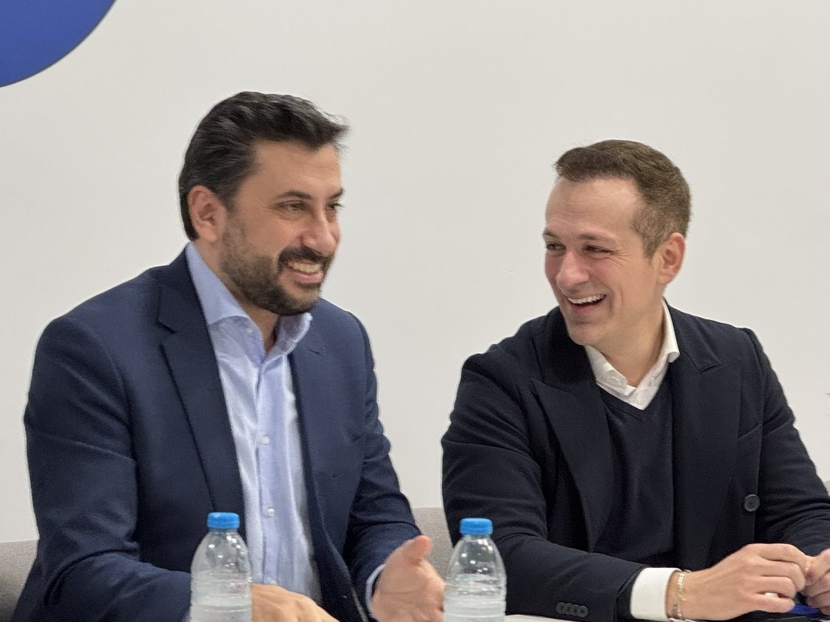 Nuevas_Getafe's tweet image. 👀 En la tarde de ayer asistimos al Comité Ejecutivo local del @ppgetafe con @AJMesaGarrido donde contamos con la visita de @cdpache y nuestro diputado adscrito @Lorenescfan1 

Y también asistimos a la JDR de @nnggmadrid 

Seguimos! 🚀💪🏼