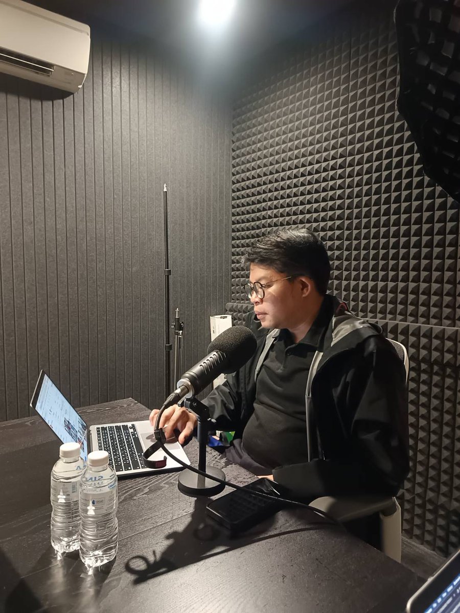 TheStandardPod's tweet photo. #THEPOWERGAME อีพีนี้บอกเลยว่าเดือดแน่นอน พูดได้แค่ว่าซัด กกต. กันเน้นๆ ต้องดู 👀 #เลือกตั้ง69 https://t.co/XvICYsHk0u