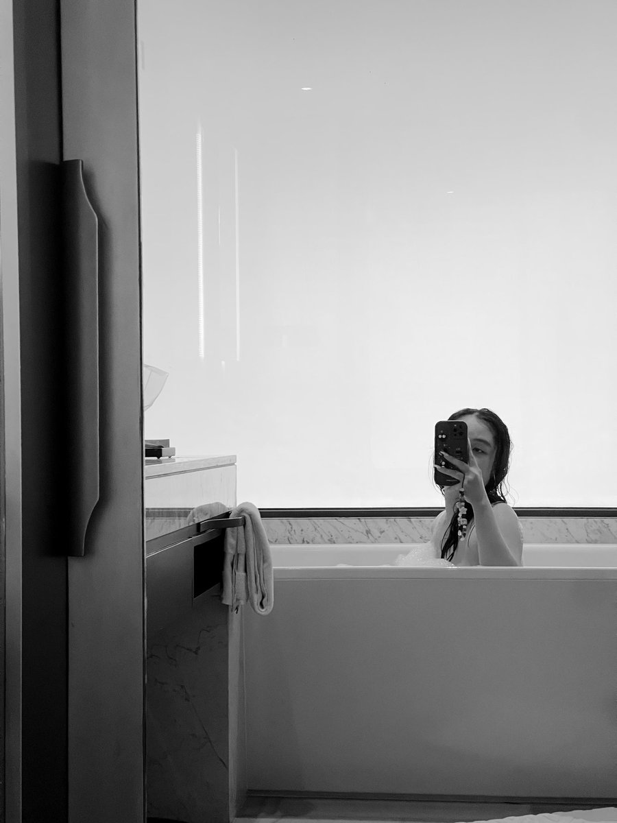 🦥bé Kem làm con tem 🦦 tweet media