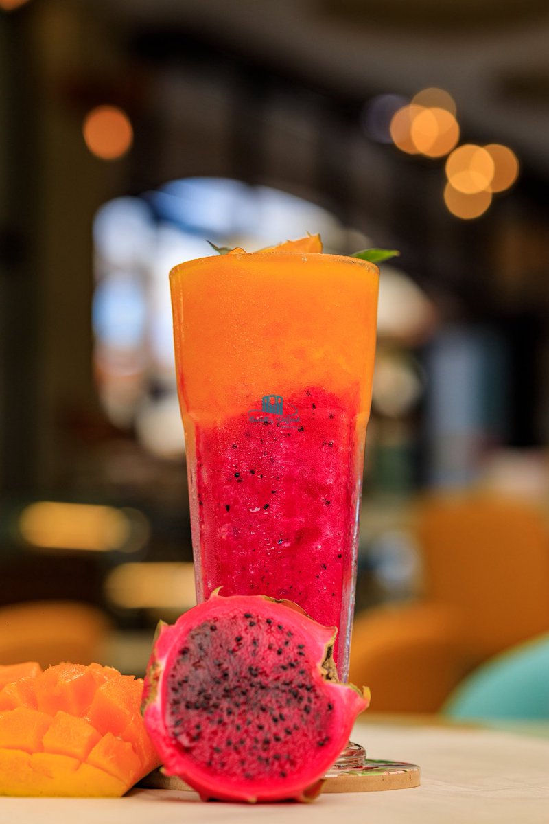 defined_sweetly's tweet photo. If you’re craving a little red this Valentine’s ❤️ here’s our lineup of very sip-worthy red drinks—perfect for your posts .

From Strawberry Nojito &amp; Lemonade to Pinkylicious and Cherry’s Delight 🍓
Which one are you trying first? 😍

 #Valentines #sweetlydefined #ContentWorthy https://t.co/Jgf00zX9wf