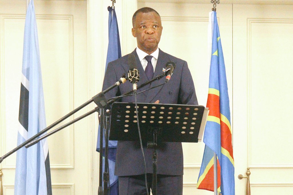 RDCambassadeBW's tweet photo. Son Excellence l’Ambassadeur MUTOMBO KAMBILA PATRICK a reçu des représentants et partenaires au Grand Palm International Convention Center le vendredi 6 février 2026, dans le cadre d’un engagement diplomatique de haut niveau au cours duquel la République démocratique du Congo a informé le corps diplomatique et les partenaires internationaux de la situation sécuritaire dans l’est du pays, à la suite de la reconnaissance par le Rwanda d’une coordination avec le groupe armé AFC/M23
--
His Excellency Ambassador MUTOMBO KAMBILA PATRICK received representatives and partners at the Grand Palm International Convention Center on Friday, 6 February 2026, as part of a high-level diplomatic engagement during which the Democratic Republic of Congo briefed the diplomatic corps and international partners on the security situation in eastern DRC, following Rwanda’s acknowledgement of coordination with the AFC/M23 armed group.
@Presidence_RDC, @pmutombo3, @PatrickMuyaya
@Com_mediasRDC, @RdcInterieur, @RDC_Minafet, @BWGovernment