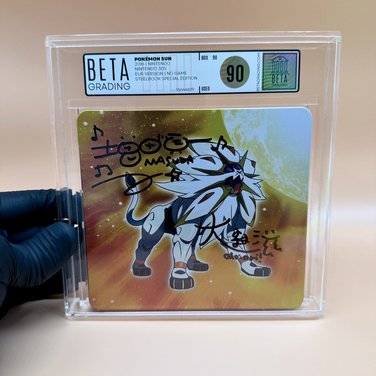 Pokémon Sun
2016 | Nintendo
Nintendo 3DS
EUR version | No game
Steelbook Special Edition
BG90 used
Owner: unknown on X
#betagrading #pokemon #nintendo #3ds #collector