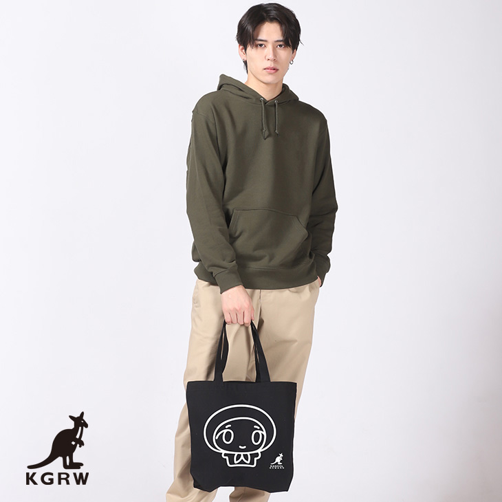 ねこちゃんさんとのコラボアイテムが 大好評予約受付中😽💕 マチ付きの