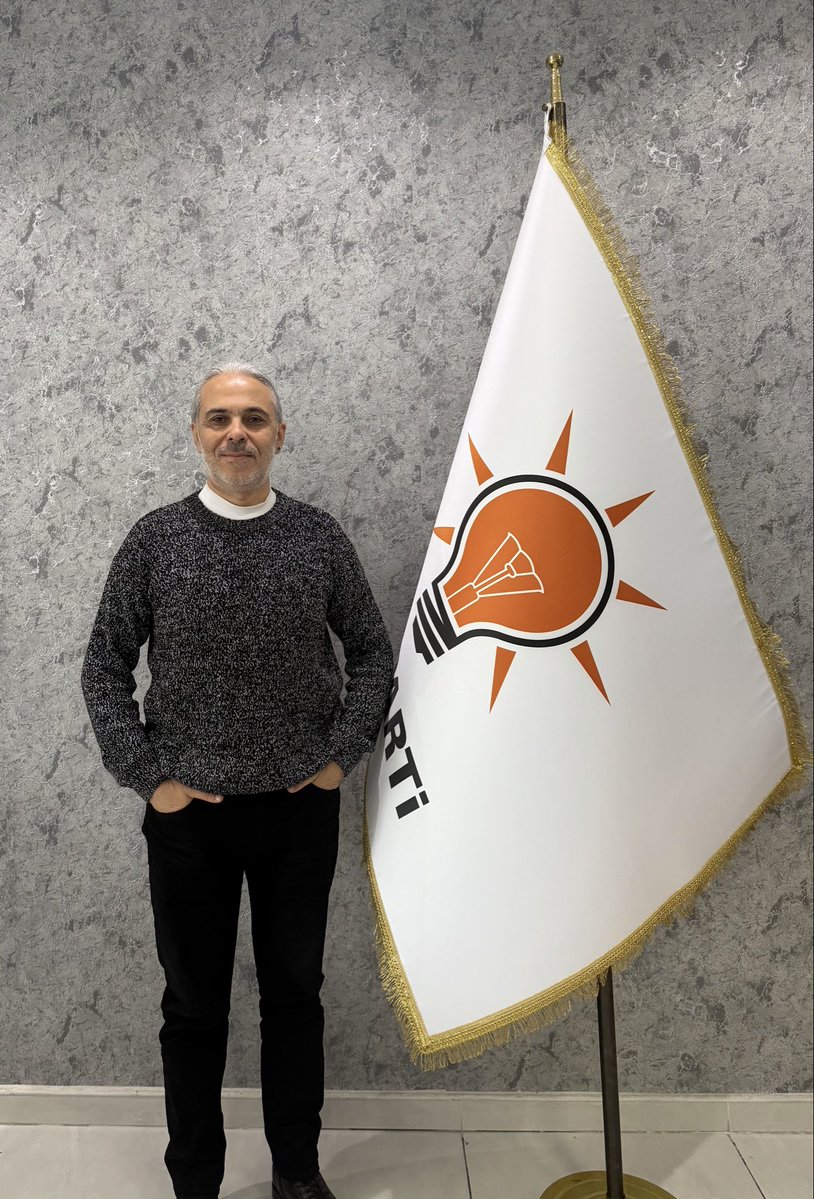 Pamukkale için her zaman nöbetteyiz

Bugün İlçe Başkanlığımızda nöbetçimiz
Yönetim Kurulu Üyemiz Levent Korkmaz.

✍️ Soru ve görüşleriniz için kendisini ziyaret edebilir veya ☎️ 0258 242 08 08 numaradan kendisine ulaşabilirsiniz.