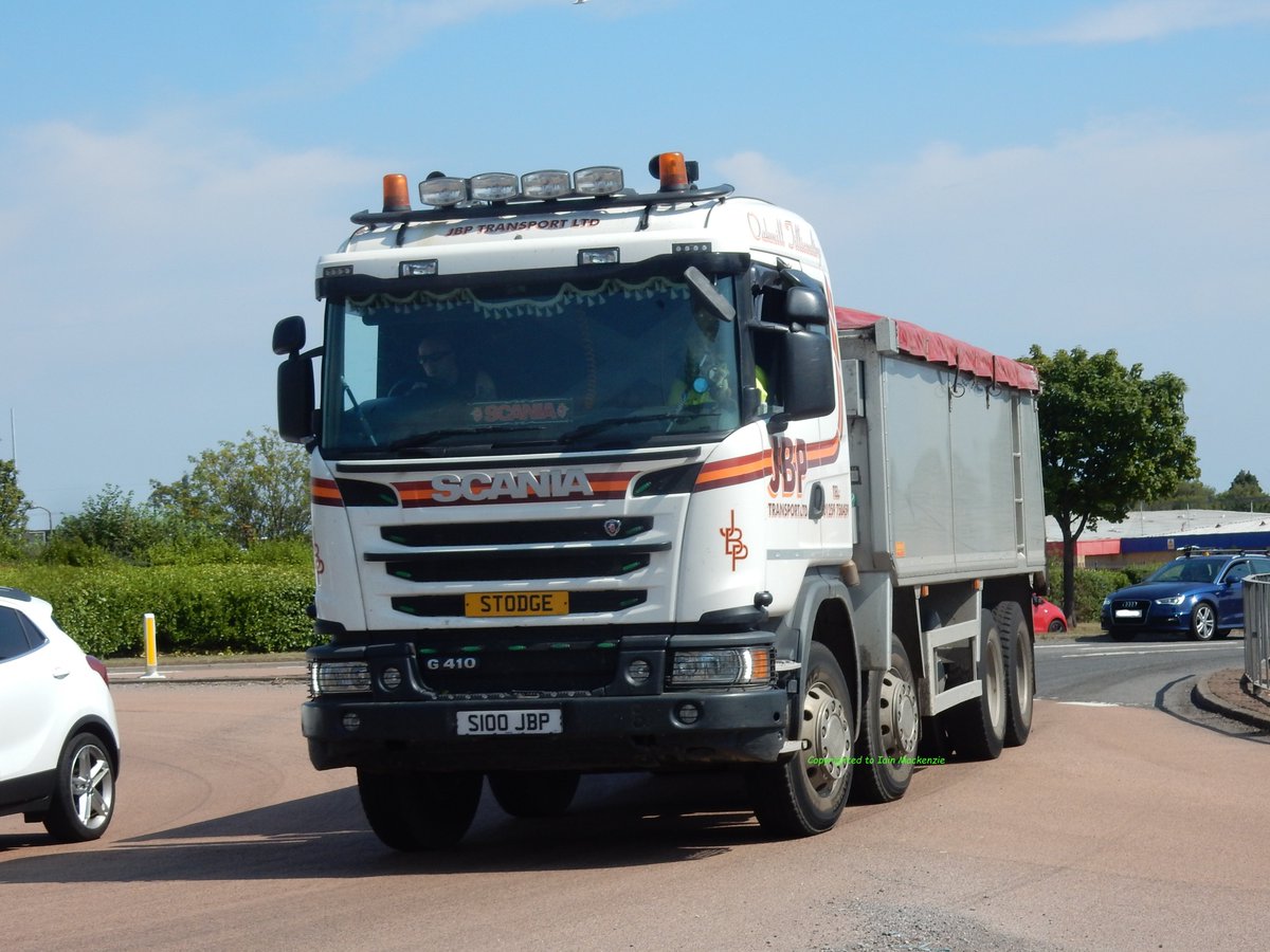 JBP Transport Ltd (Tillicoultry),  S100 JBP (65),  (Previous Registered SN65 HUS),  Taken on the A90 Kingsway East, Dundee 27/07/18 <a href="/ScaniaUK/">Scania UK</a> <a href="/_transportnews/">Transport News</a>