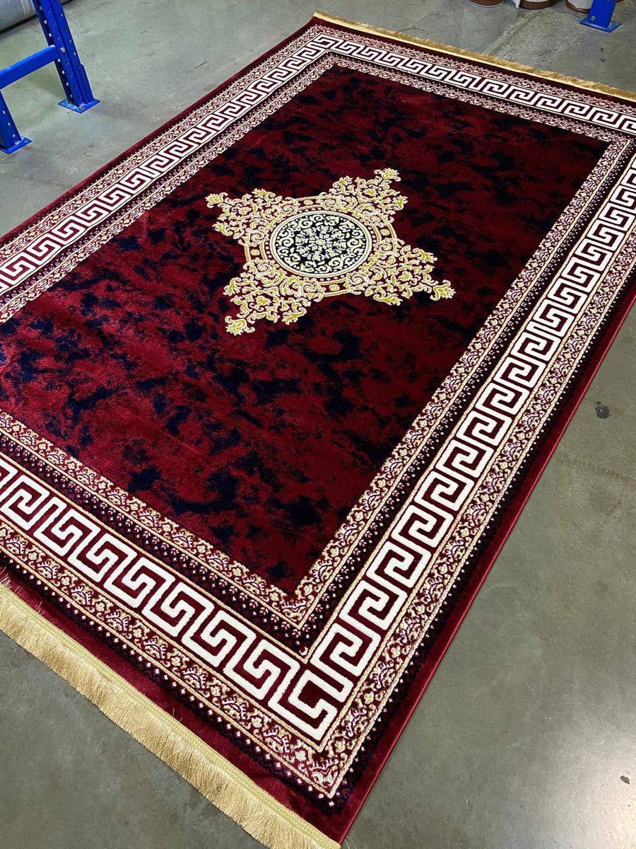 yetubs's tweet image. Quality Turkish rugs

4 by 6 - 95,000 naira 
5 by 7 - 120,000 naira 
7 by 10 - 175,000 naira