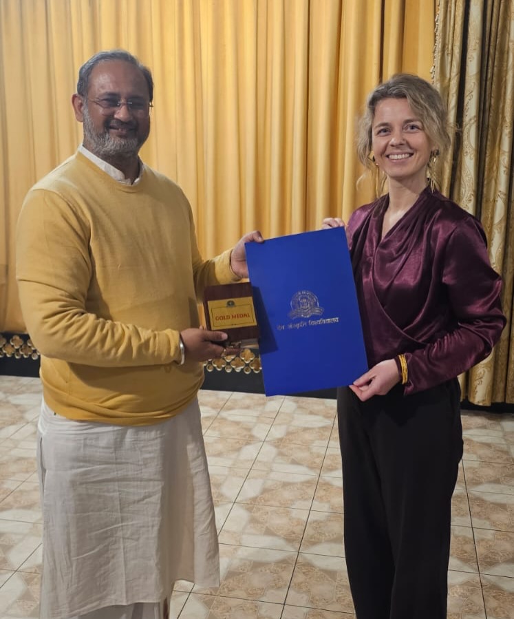 awgpofficial's tweet image. 🕉 विलनियस के ऐतिहासिक हृदयस्थल में सम्पन्न पावन गायत्री यज्ञ

#GayatriYagya #Vilnius #VedicCulture #IndianCultureGlobal #DSVV #GayatriParivar #SpiritualUnity #GlobalHarmony #BalticRegion #VedicTradition #shantikunjharidwar #Shantikunjdarshan #awgpofficial