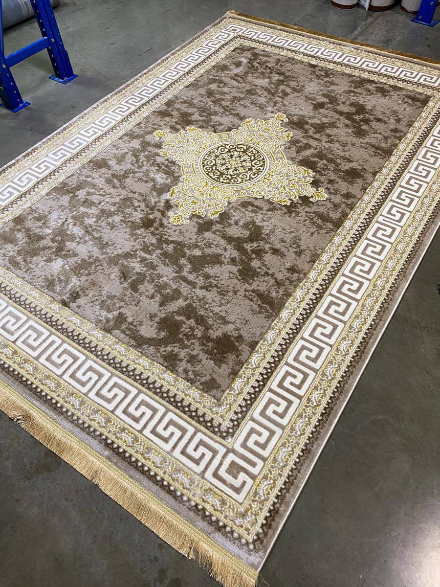 yetubs's tweet image. Quality Turkish rugs

4 by 6 - 95,000 naira 
5 by 7 - 120,000 naira 
7 by 10 - 175,000 naira