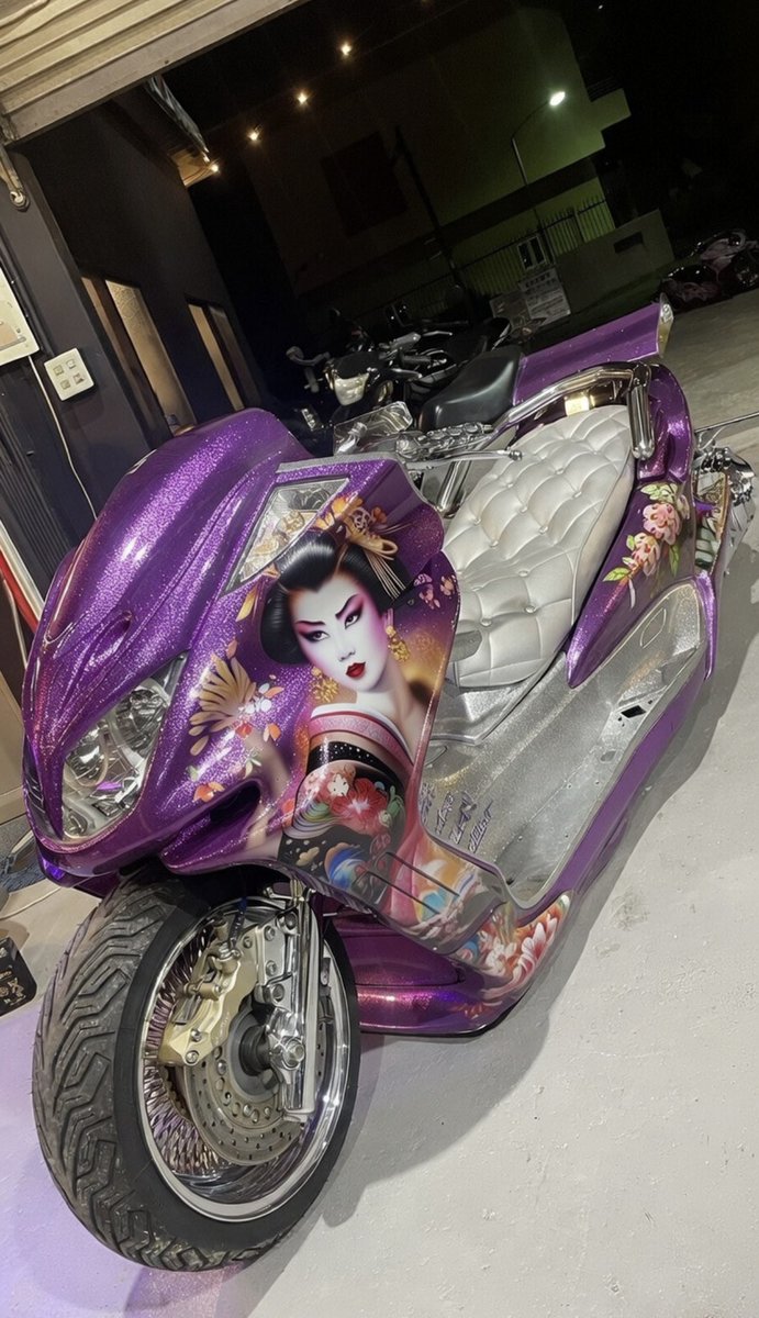 yuuki_BELL's tweet photo. 花魁のバイナル貼るとこんな感じか
車道みたいでかっこいい https://t.co/1rp3KQFetc
