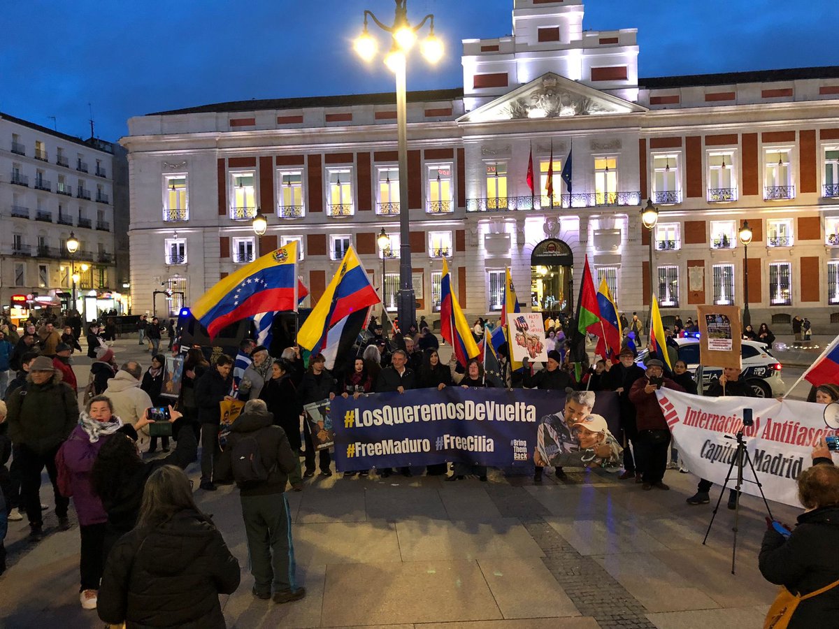 España se moviliza exigiendo la libertad del presidente Nicolás Maduro y la diputada Cilia Flores mppre.gob.ve/publicacion/67…