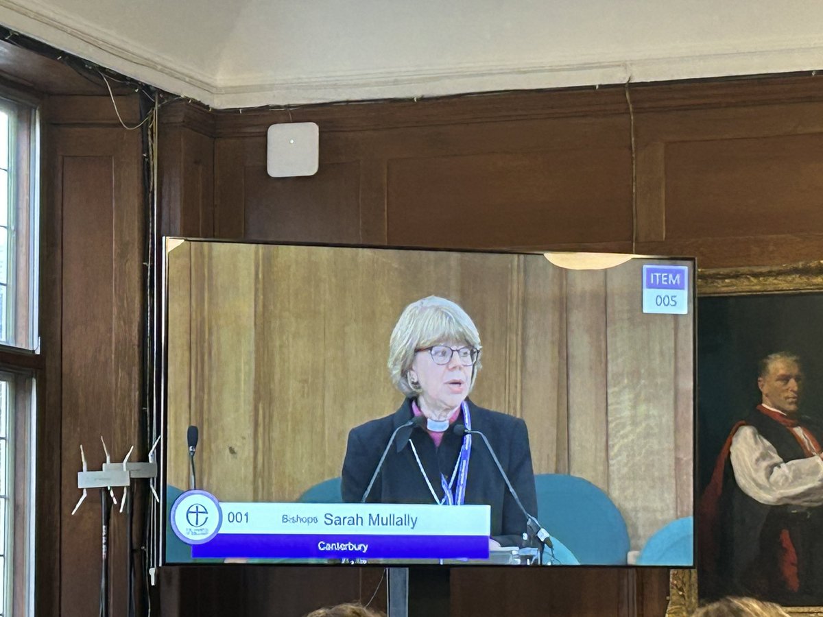 Marcus Walker tweet media