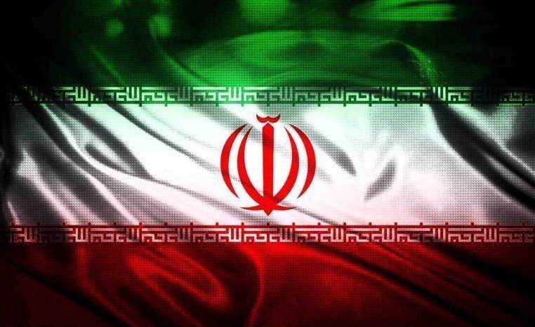این روز، روز تجدید میثاق با آرمان‌های امام راحل(ره) و شهداست؛ روزی که باید با صدای بلند اعلام کنیم: «رهبرم! ما اینجاییم، استوار و آماده‌ی فرمان.»
#روز_یأس_دشمن
 #فتح_الفتوح