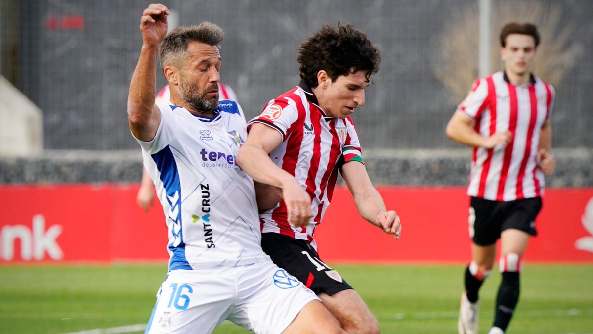 El <a href="/CDTOficial/">CD Tenerife 🏴󠁧󠁢󠁳󠁣󠁴󠁿</a>, a pesar de no perder, vio como se le rompían 2 rachas con el 0-0 en Bilbao:

📌La racha de victorias seguidas se quedó en 7 (a solo 1 de la mejor de su historia, 8 en 1983).

⚽️Llevaba 11 jornadas seguidas marcando; desde el 8/11 también ante el Bilbao Ath. (0-1).