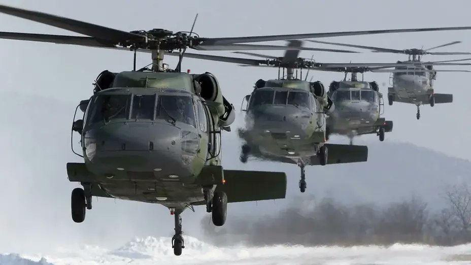 visionpaisarg's tweet photo. 🚨 INÉDITO #ACUERDOMILITAR ENTRE #Argentina Y #EEUU BOINAS VERDES, HELICÓPTEROS Y BLINDADOS 🚨

👉 Además de avanzar con #pactos #comerciales, el #Gobierno sigue intensificando la vinculación con el aparato #militar de EE.UU.

📝  @iProfesional

🔗https://t.co/2cs8QwyPge https://t.co/WAaBvlwPkD