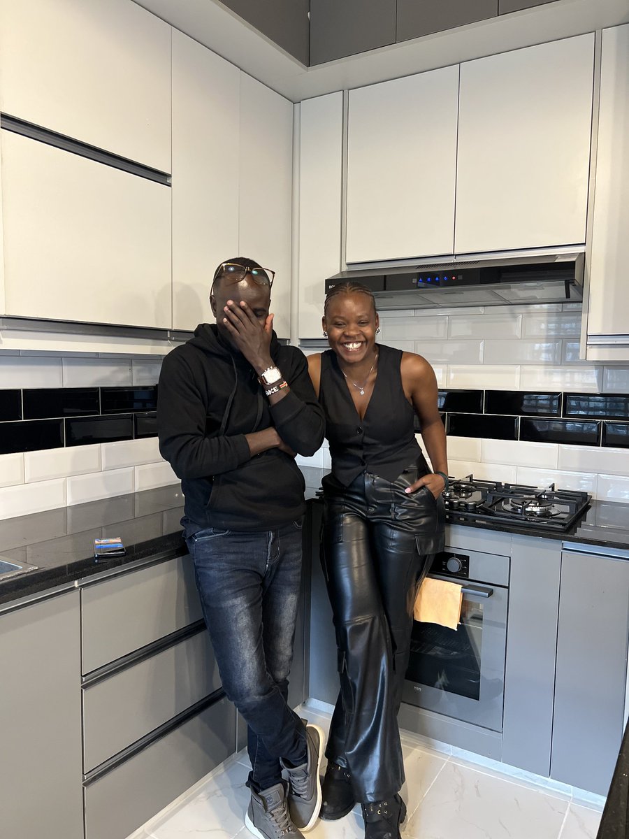 Charles_Barake's tweet image. 🔊Client: I want something simple🤔.
Also client:
✅Marble
✅Gold finishes
✅Smart lighting
✅Custom cabinetry
Simple 😌
#InteriorKE #DesignLife