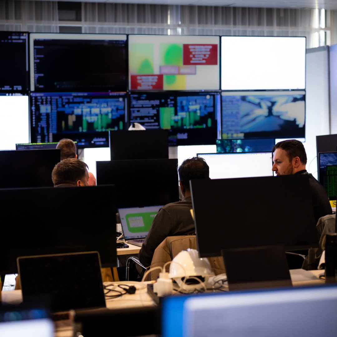 CiscoLiveEMEA's tweet photo. Behind every seamless connection is an incredible team 💙 The Cisco Live Network Operations Center is run by 58 dedicated Cisco volunteers keeping everything running smoothly. Thank you, NOC team. #CiscoLiveEMEA #NOCrocks https://t.co/aQCISIs8wG