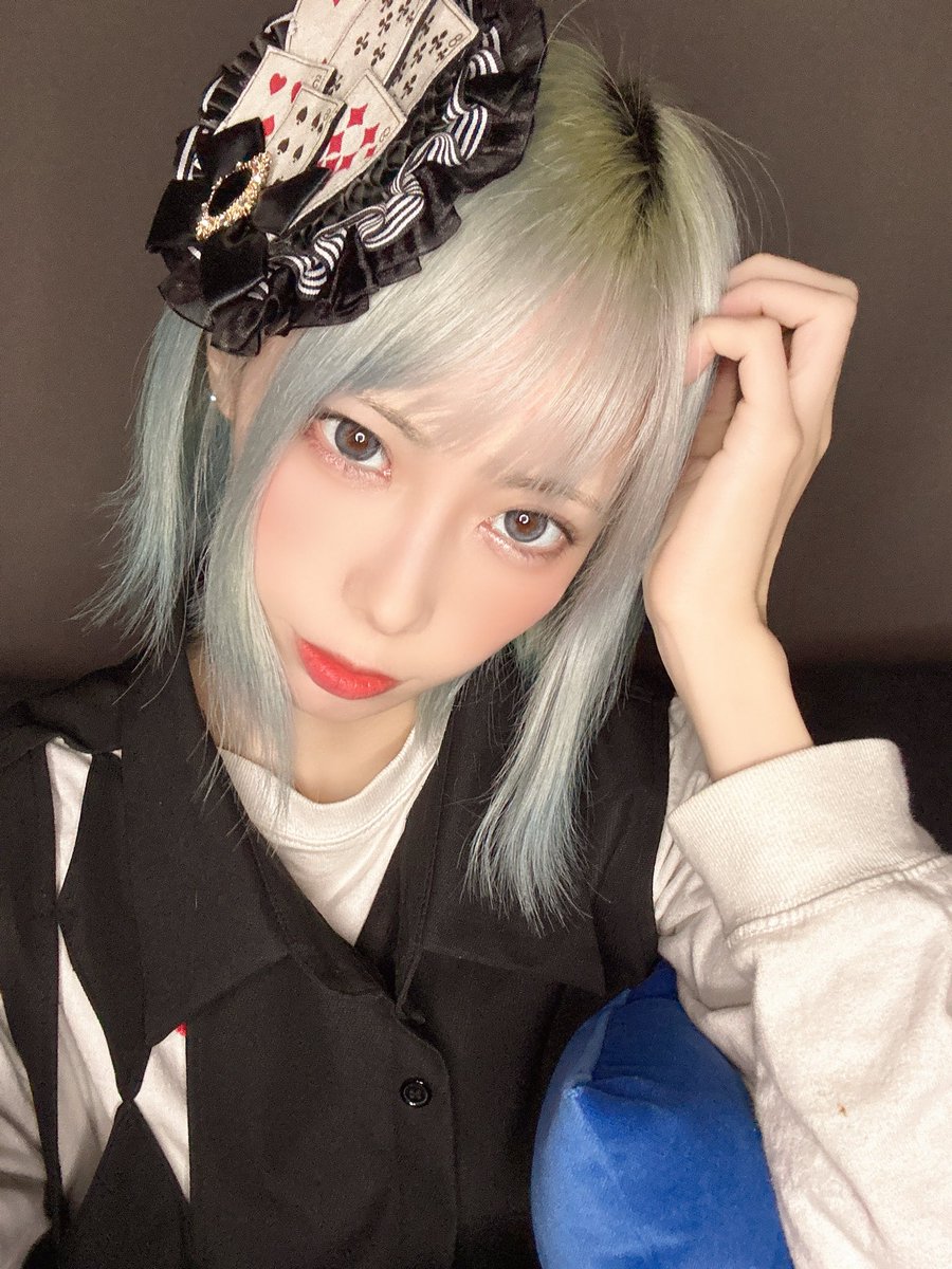 Gothic☆The☆Party
⬇️
マジカル・ナイト・テトリス

Give me...chocolate🍫