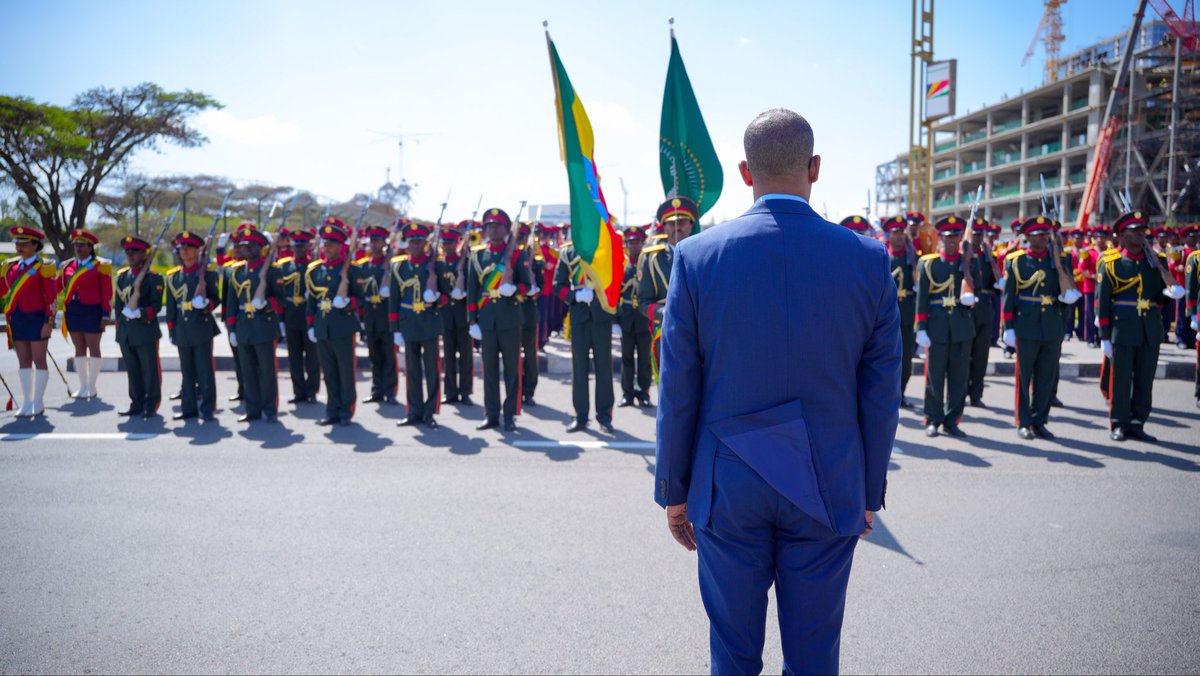 39ኛውን የአፍሪካ ህብረት መደበኛ የመሪዎች ጉባኤና 48ኛውን የስራ አስፈፃሚዎች ምክር ቤት ስብሰባ፣ እንዲሁም 2ኛውን የአፍሪካ ጣሊያን ስብሰባን ይፋዊ የእንግዶች አቀባበል ስነስራትን በዛሬው እለት አብስረናል።

ይህን በማስመልከትም የአገር