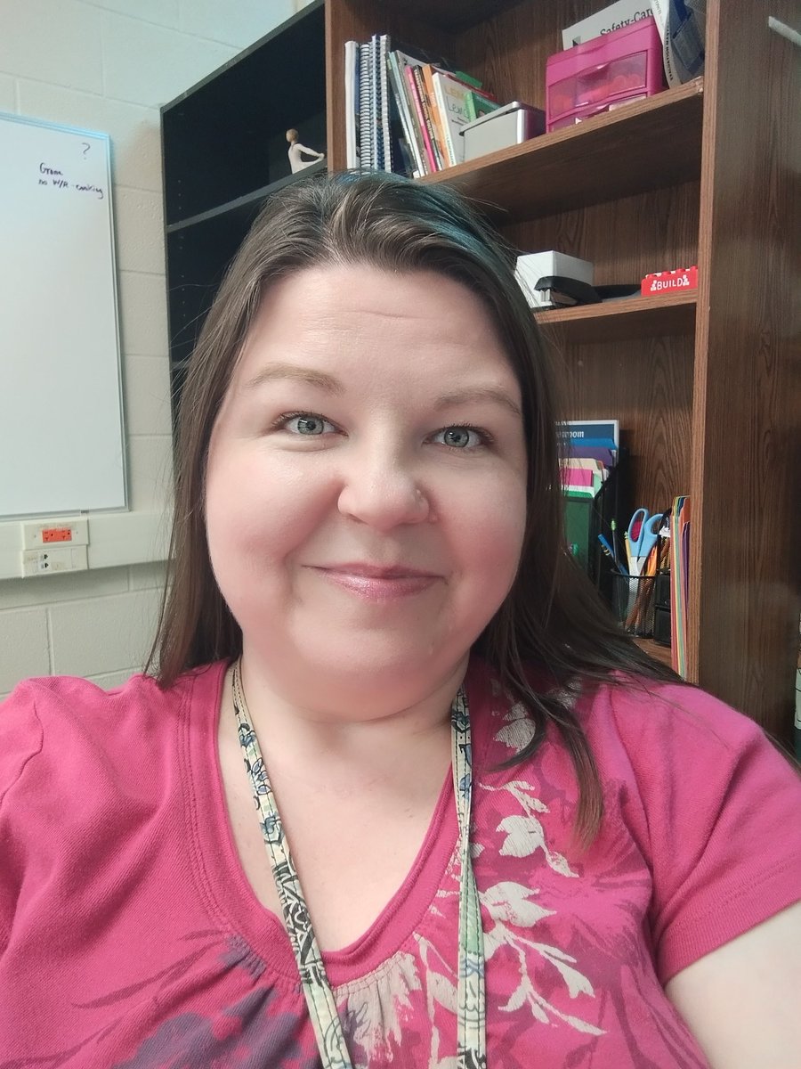 ELA is sponsoring Kindness Week as  we head into Valentine's - Day 1 - wear red or pink.
#SkyhawkPride
#SkyhawkLane