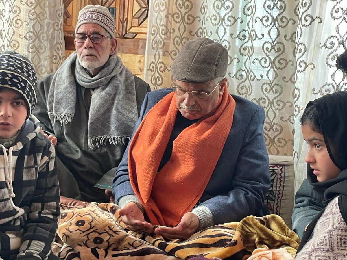 BJPNorthKmr's tweet photo. J&amp;K BJP General Secretary (Org.) Sh. @AshokKoul59, along with J&amp;K BJP Secretaries Arif Raja and @Mudasir4Wani , visited the taziyat of late Javid Ahmad Bhat, BJP Vistarak, in Budgam, Kashmir, and extended heartfelt condolences to the bereaved family. 1/2 https://t.co/LDH2pHphTH