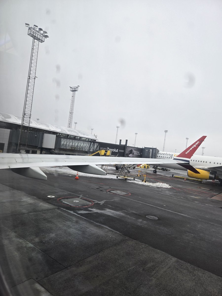 trick_med_P's tweet photo. @JoeyCorlett Perfect for a trip to the Hauptstadt https://t.co/4TgvceO9cr