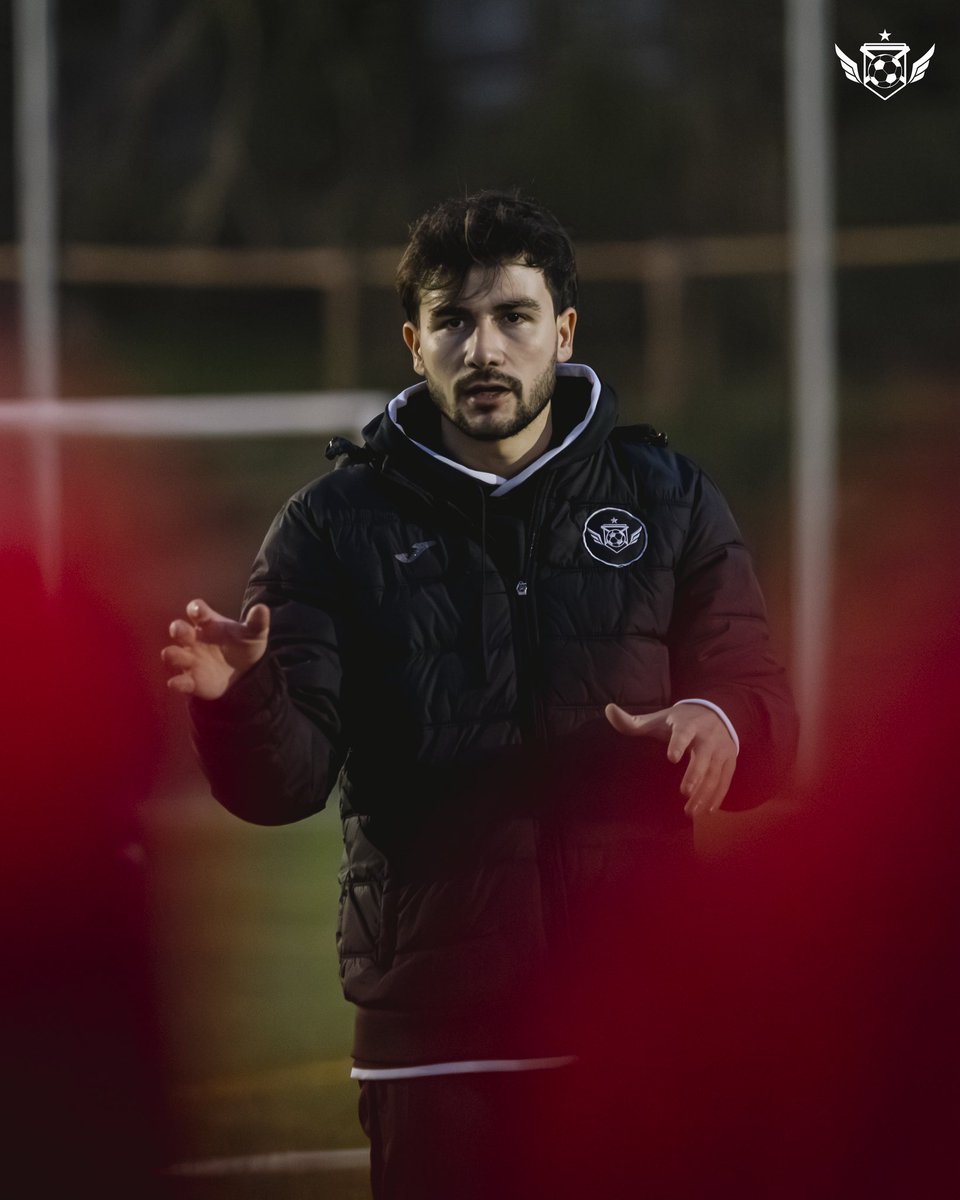 AcademyTF_'s tweet photo. 𝗧𝗥𝗬𝗢𝗨𝗧𝗦 🎯

Gran acollida als tryouts de diumenge!
Molt contents amb la resposta i l’energia de tots els participants 🙌

Seguim preparant un estiu ple de futbol 💪⚽️

#Tryouts #ElRondo #AcademyTotalFootball #HaveFunDreamBig https://t.co/4B6QQJdwbU