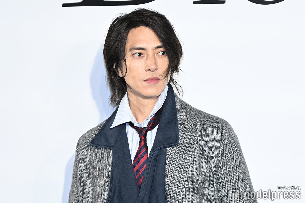 【ディオール バンブーパビリオン🎍】

山下智久、代官山に降臨✨️
クラシカルコート羽織りクールな装い

📷️高画質写真
mdpr.jp/news/472784

#ディオール