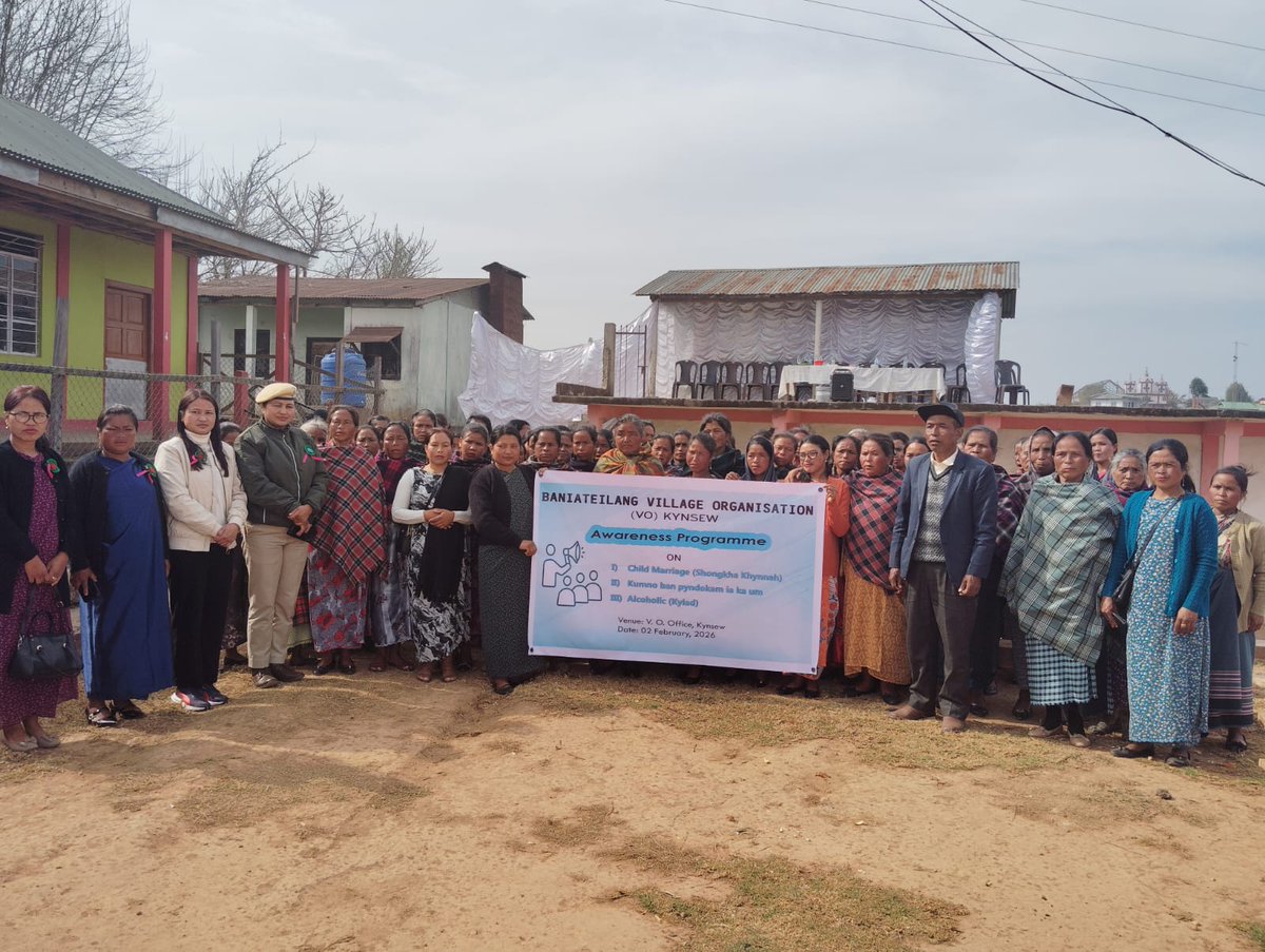 EasternDef's tweet photo. Awareness Programme on the topic of 'Child marriage, Bad effects of Alcohol, Cyber Crime and Drug abuse was organised SHG Baniateilang village organisation, was held at Kynsew Village.
@MeghalayaPolice https://t.co/ssr3LJYNGQ