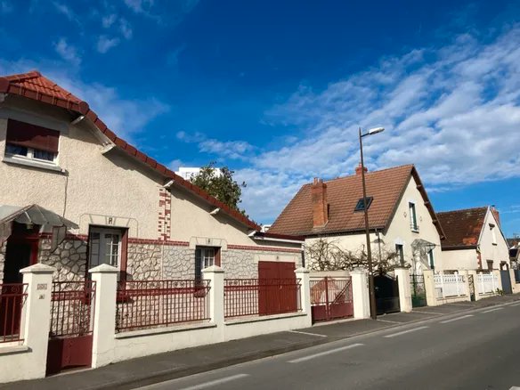 Comment les prix de l'immobilier dans la métropole d'Orléans évoluent-ils ? #Loiret #Orleans
➡️larep.fr/orleans-45000/…