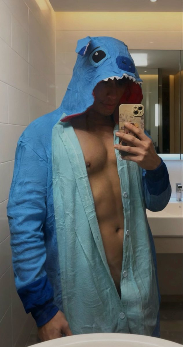 Thattropicalboy tweet media