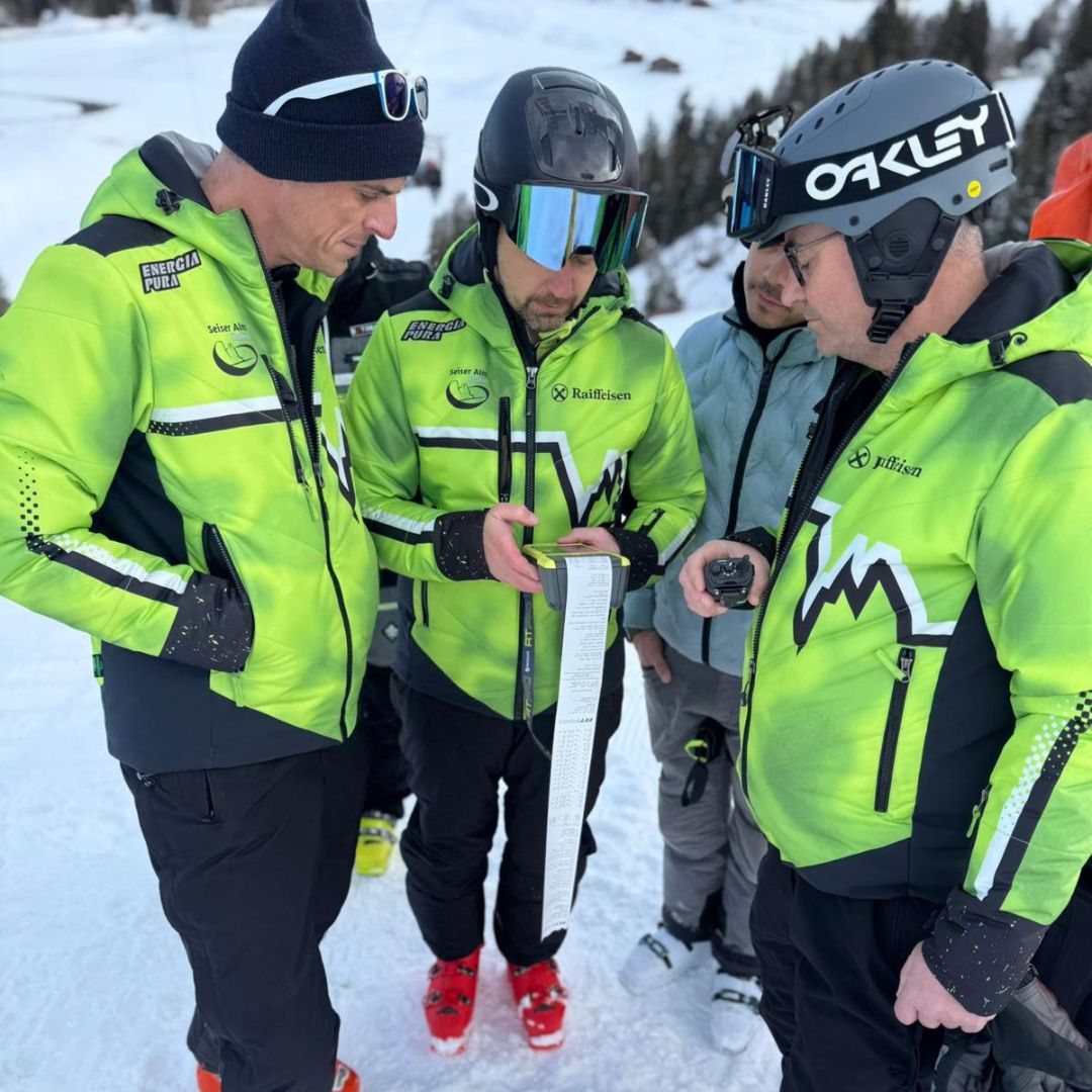 Microgate tweet media