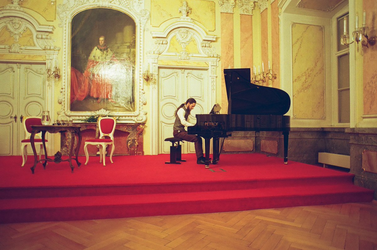 Eduard Fiedler tweet media