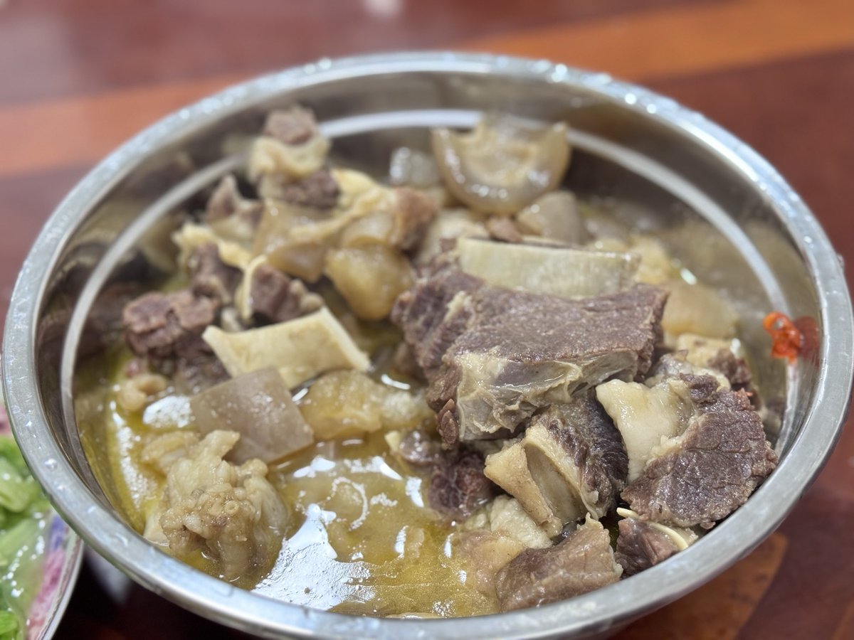 CCC (@l5t3x8) on Twitter photo 