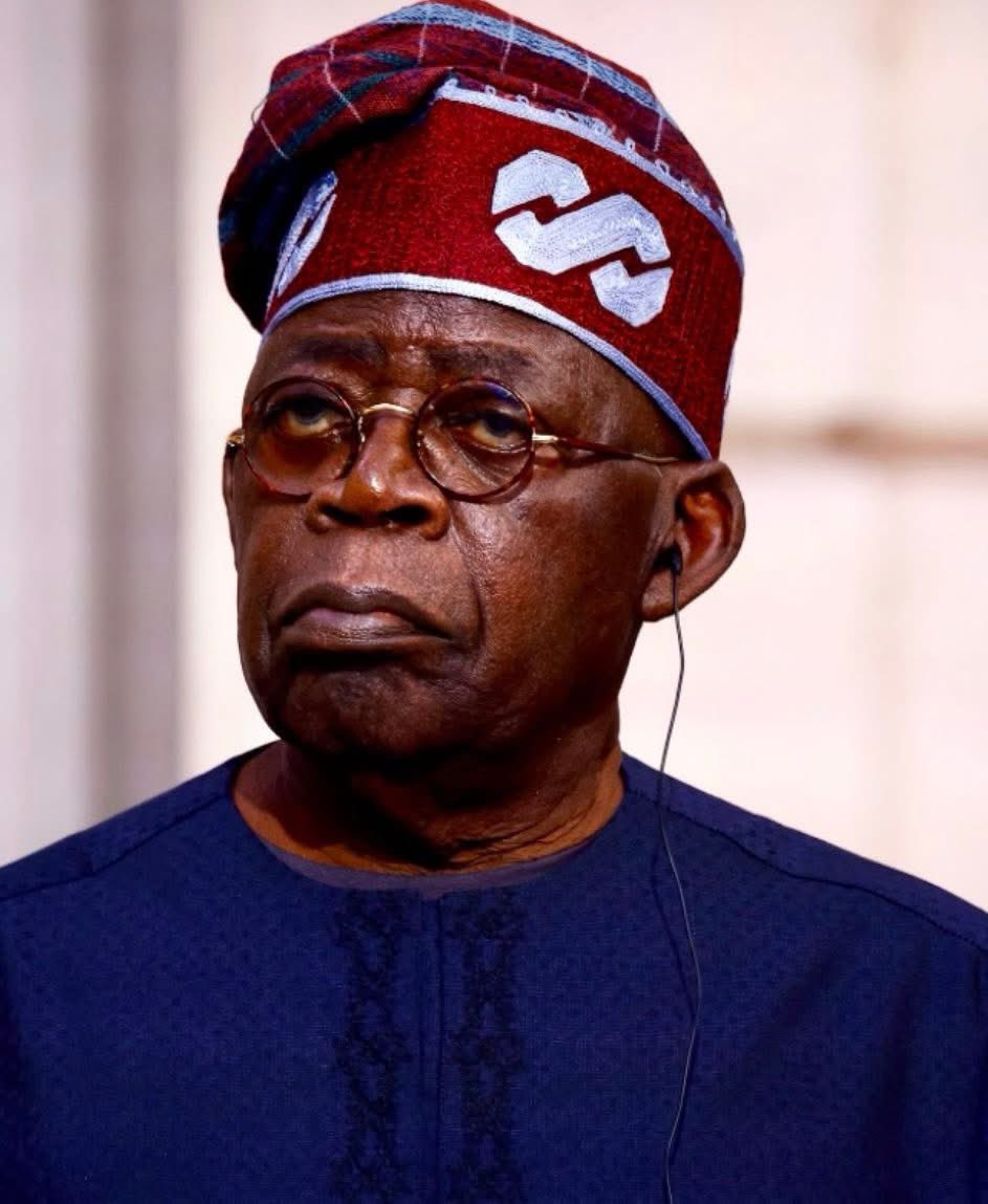 billioncees's tweet image. Tinubu Cannot Call Himself Commander-In-Chief When US F!ght Insecurity, France Handles Tax Collection, And He Only Oversees APC Defections — Akah Peter