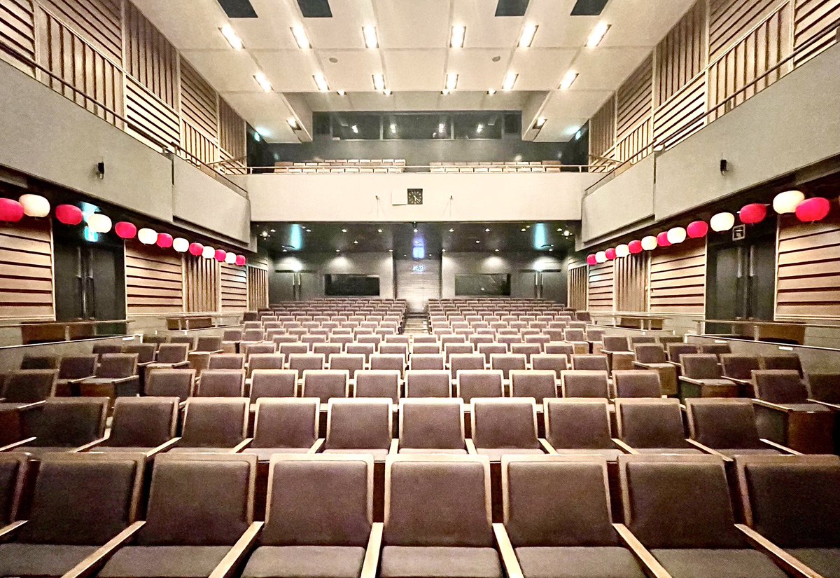 yonedanji_k's tweet image. 2026年2月11日(水•祝)午後2時からは、横浜にぎわい座で上方落語をお楽しみ下さい❗️

冒頭のトークから賑わうこと間違いなし✨🤗✨
👉nigiwaiza.yafjp.org/perform/archiv…
☎︎045−231−2525（横浜にぎわい座）

＃桂米團治　＃林家染吉　＃露の紫　＃桂三実　＃笑福亭智丸