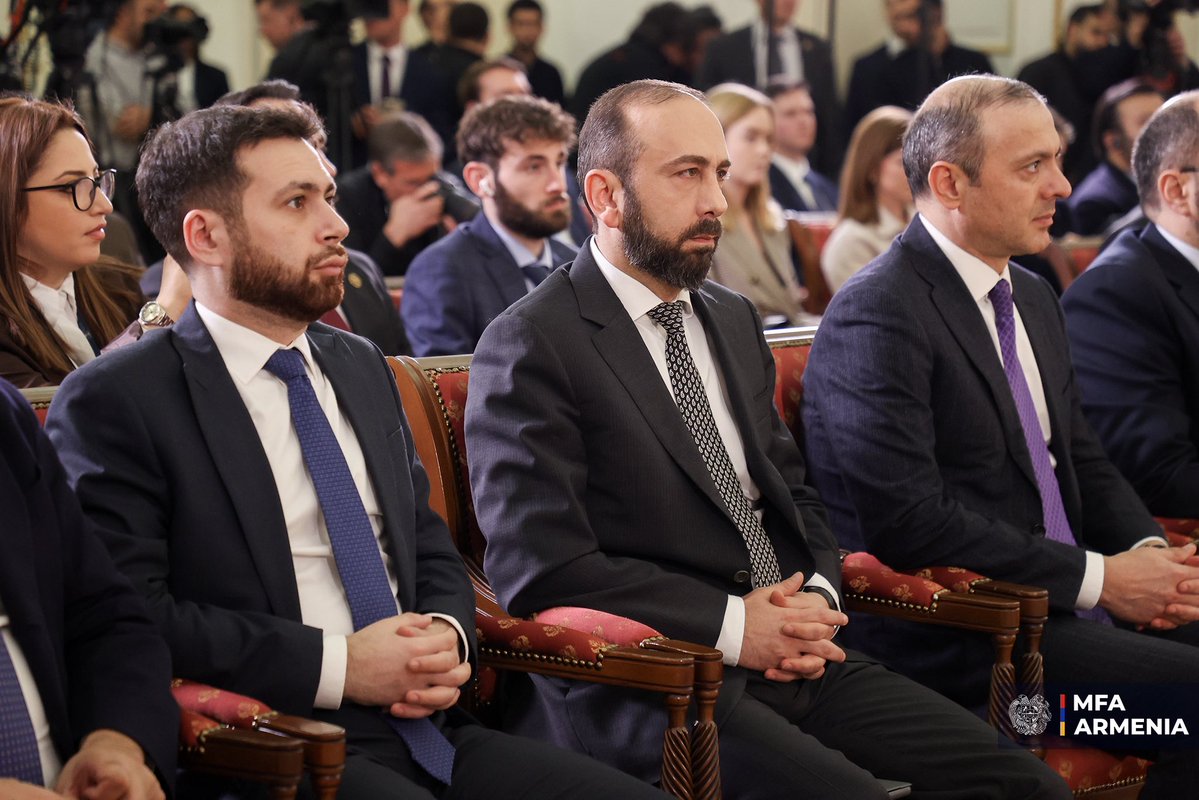 AraratMirzoyan's tweet image. Another significant milestone in 🇦🇲-🇺🇸 strategic partnership: @VP JD Vance’s historic visit &amp;amp; comprehensive discussions w/PM @NikolPashinyan, tangible initiatives &amp;amp; forward-looking, ambitious agenda.

Continuous consolidation of peace is also at the heart of our partnership.