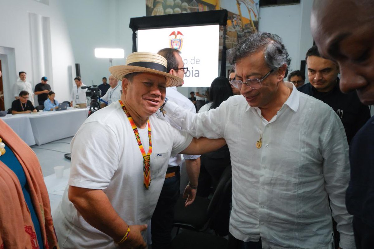 GiovaniYule's tweet photo. Participé en el Consejo de Ministros realizado en Córdoba #Montería, en medio de una situación de emergencia que golpea al departamento. Allí, el presidente @petrogustavo hizo un llamado claro frente a la intensidad histórica de las lluvias y a la necesidad de actuar ya para proteger a la población urbana y rural.

Desde la @URestitucion , reafirmamos nuestro compromiso con las comunidades que hoy enfrentan esta realidad desde sus territorios.

 #NoEstanSolos